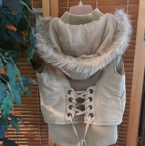 XL Junior Faux fur hooded vest